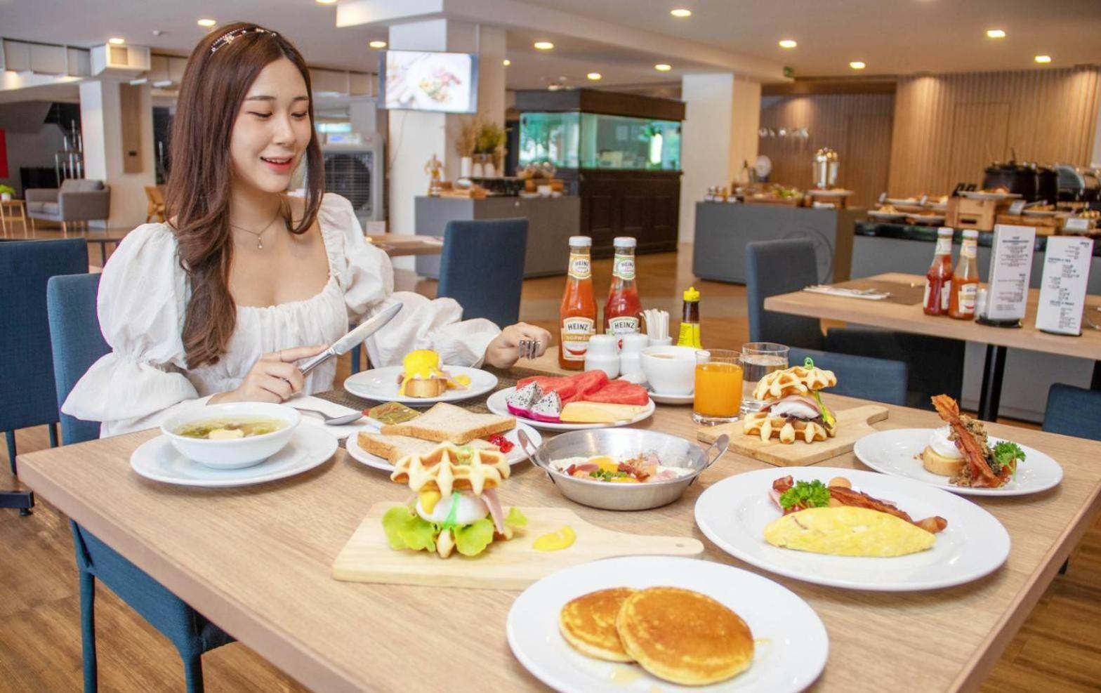 Icon Park Hotel, Chiang Mai- Sha Extra Plus Zewnętrze zdjęcie